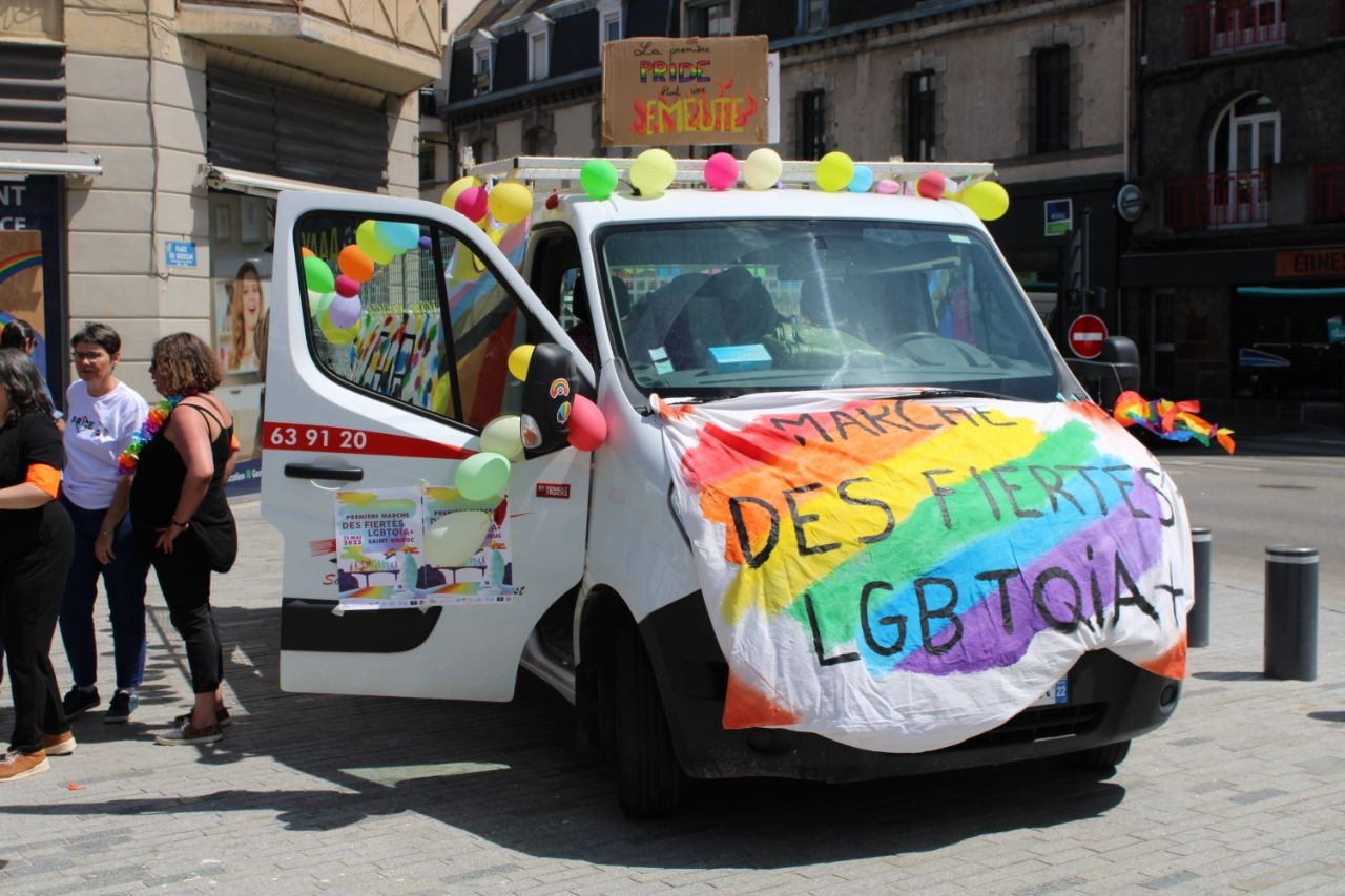 21 mai marche des fiertes