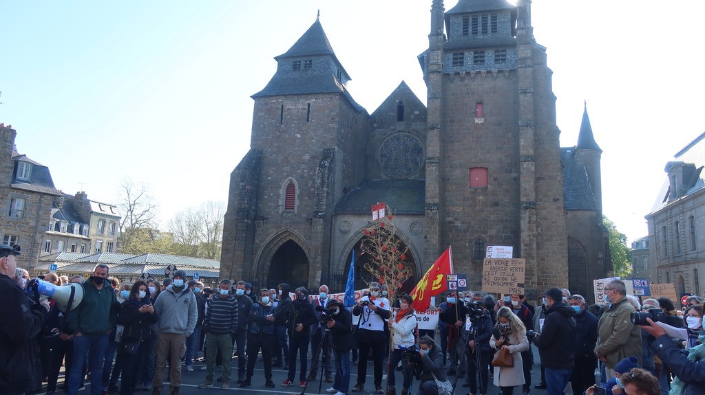 3 mai manif eoliennes 4 