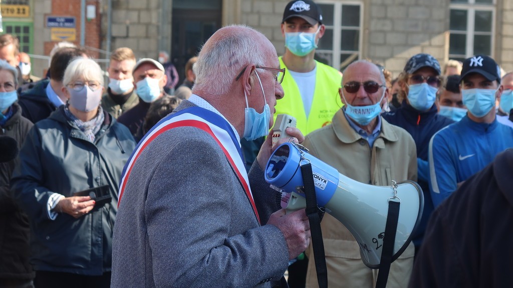 3 mai manif eoliennes 7 