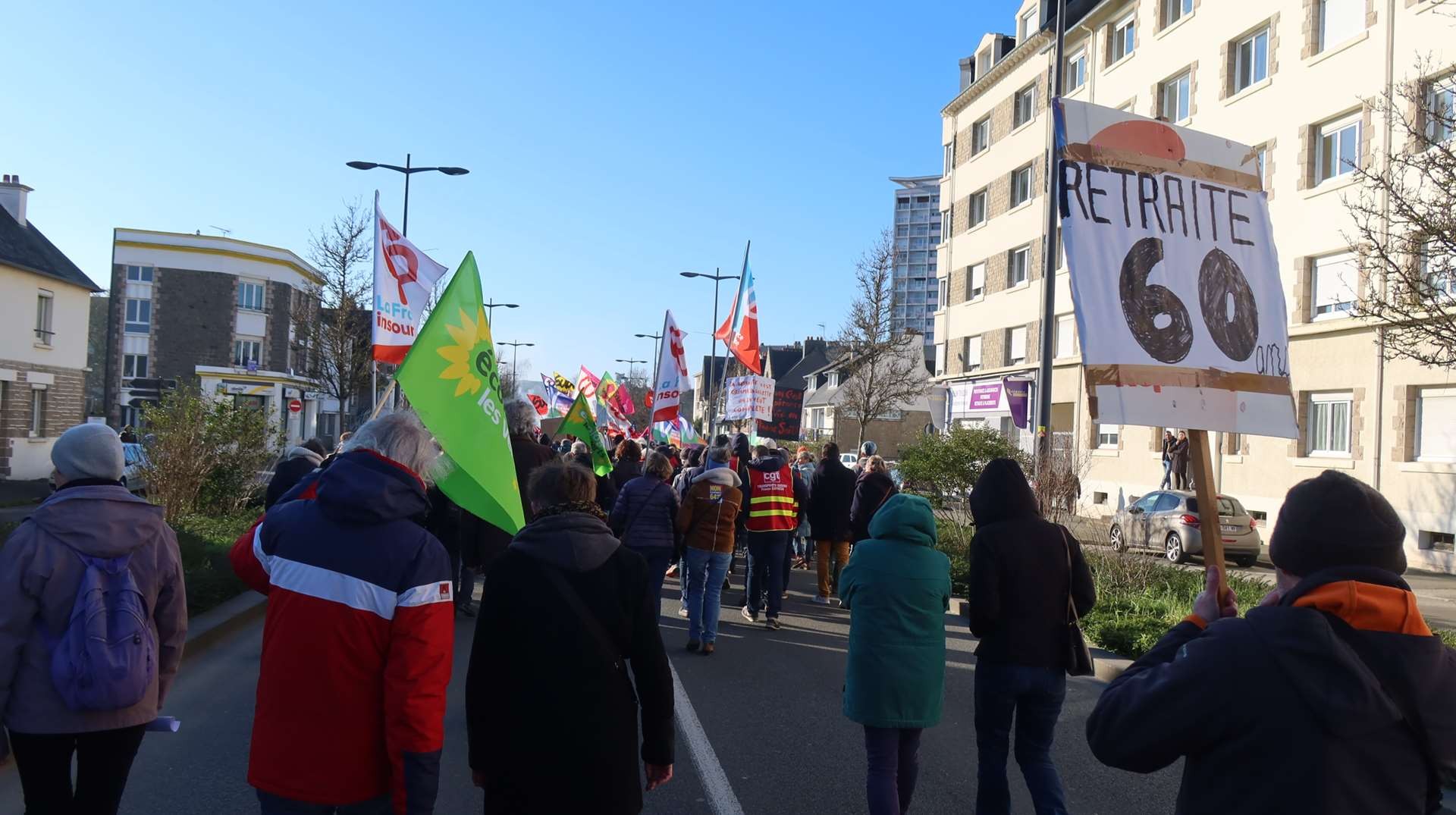 7 fev manif st brieuc 30 