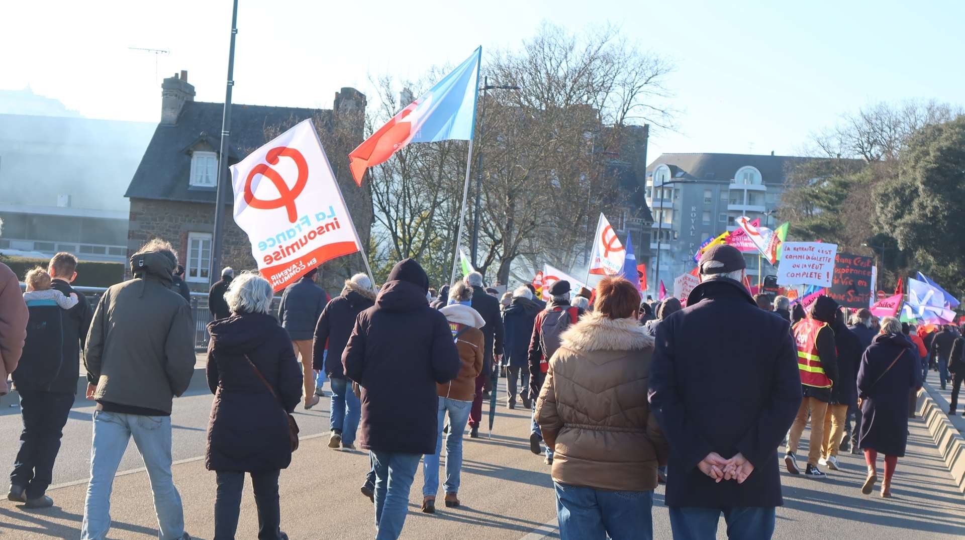 7 fev manif st brieuc 35 