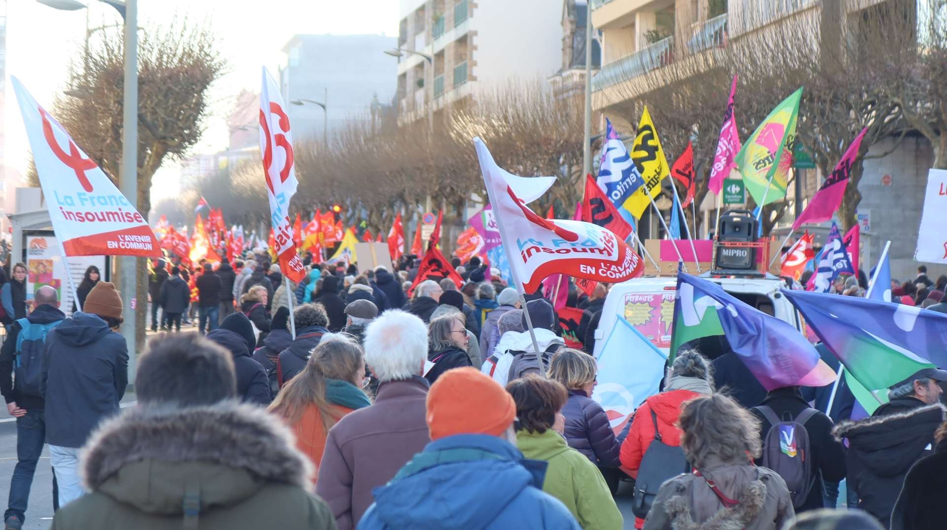 7 fev manif st brieuc 39 