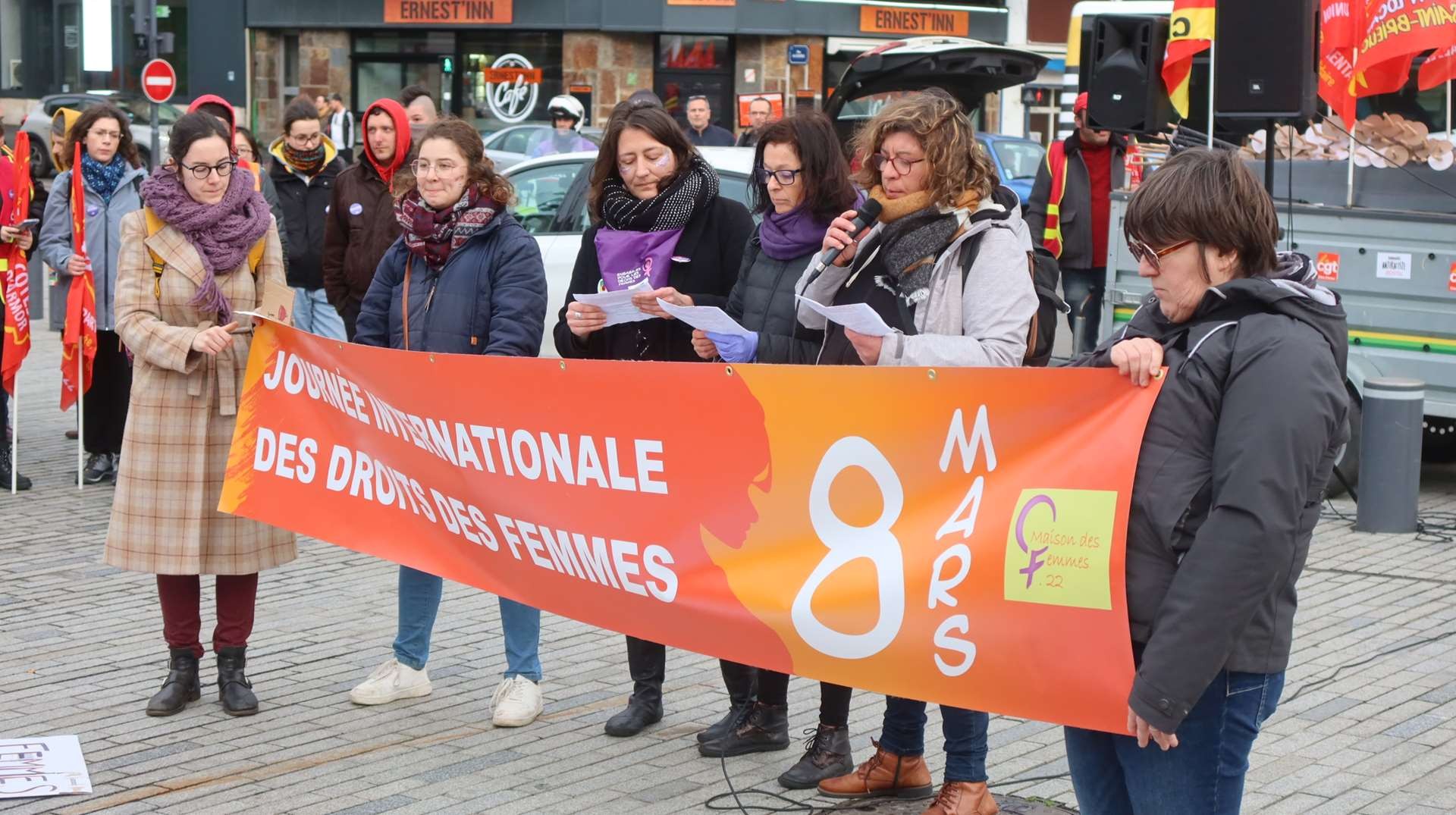 8 mars marche journee droits des femmes 12