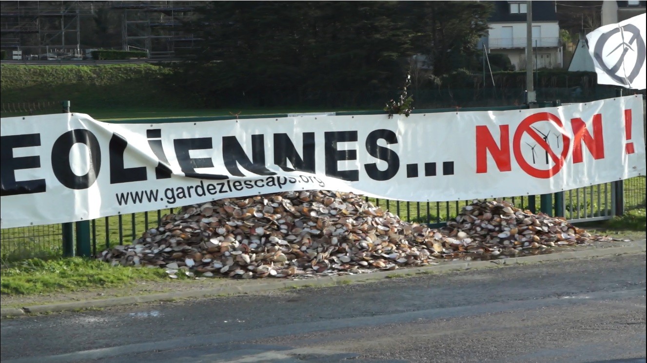 Erquy contre le parc éolien