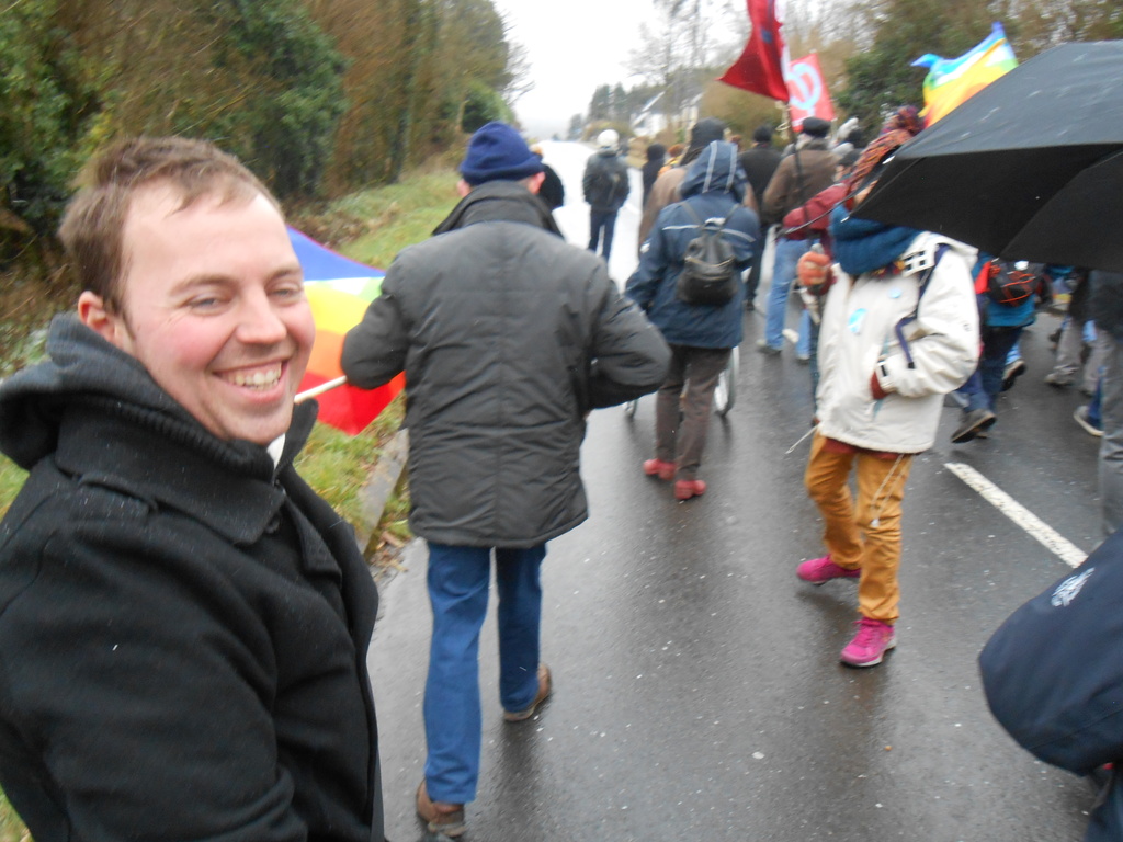 Brennilis marche vers la centrale