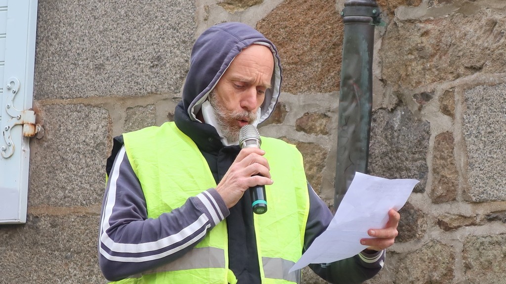 21 nov place des Droits de l'Homme