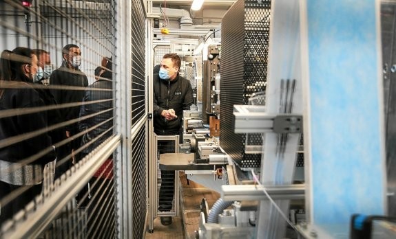 Les techniciens venus de Saint Etienne pour former les vingt opérateursp