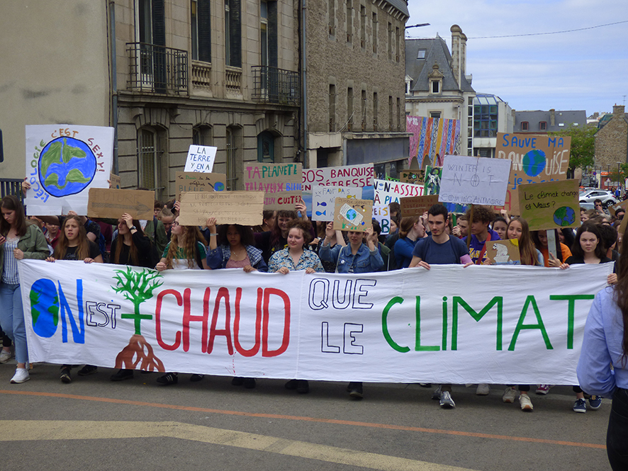 Manif climat StBrieuc-11