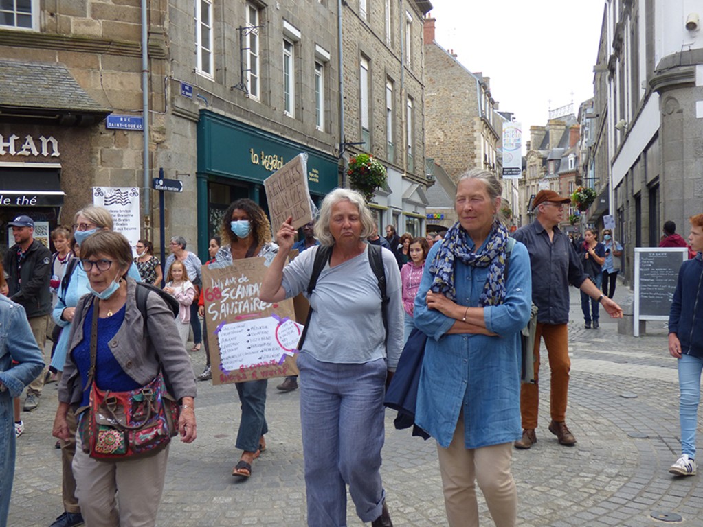 31 juillet anti passe sanitaire 43 