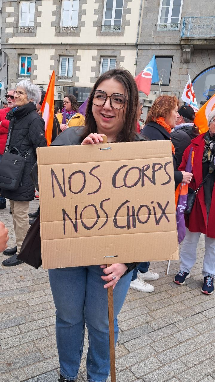 8 mars sb 23 