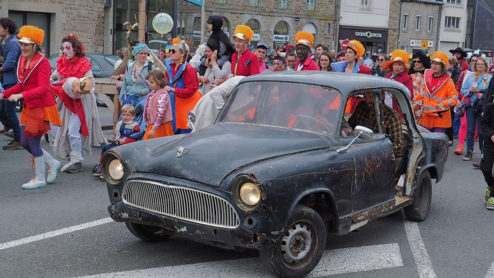 Carnaval pou la paix 67 